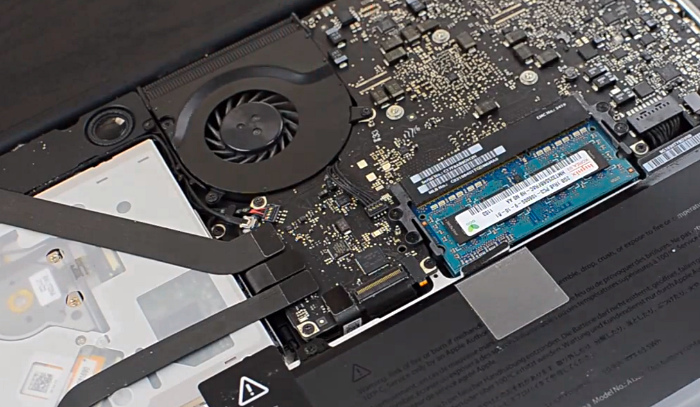skorsten Forhøre blande Apple MacBook Pro: RAM upgrade (HowTo)